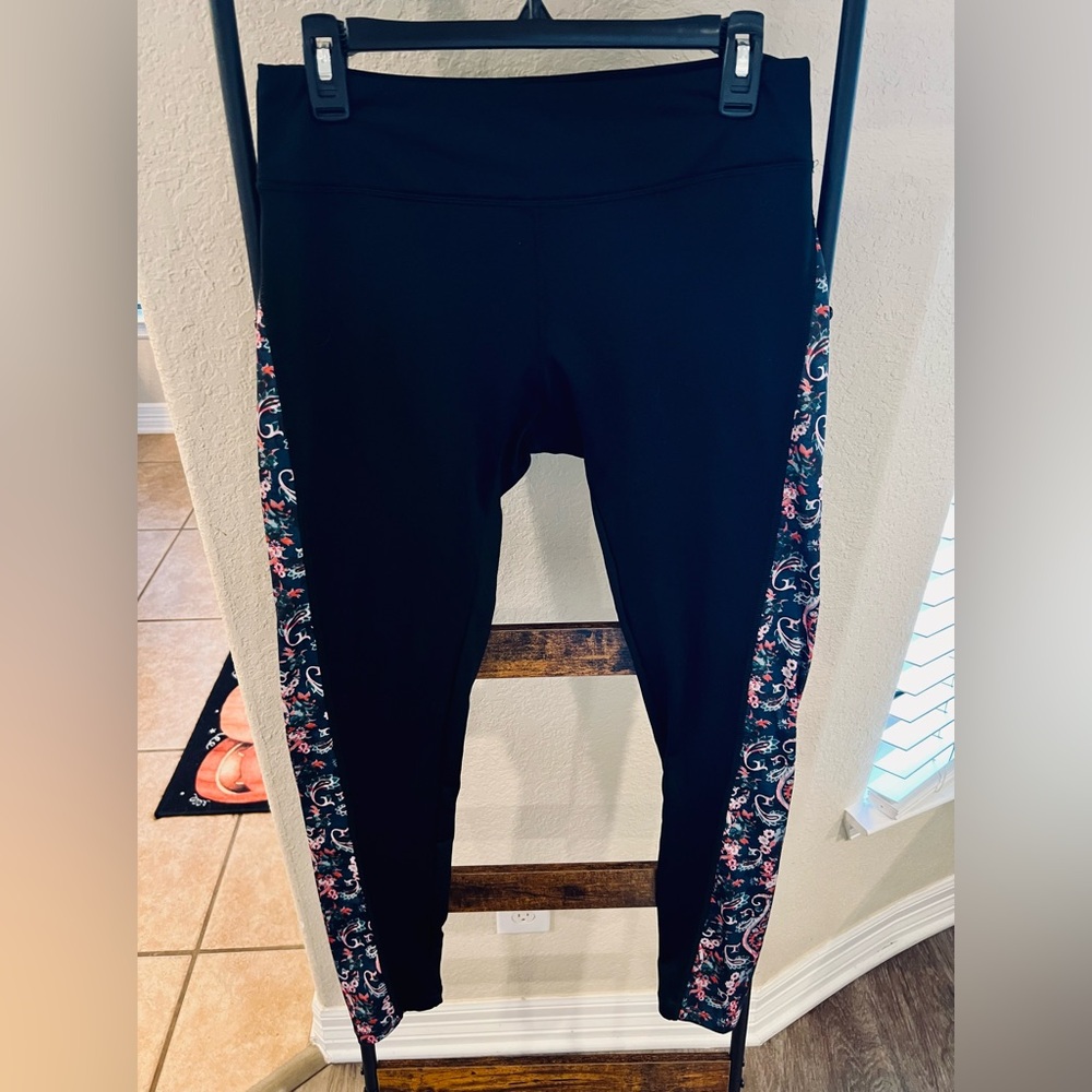 LulaRoe Simply Comfortable Active Leggings